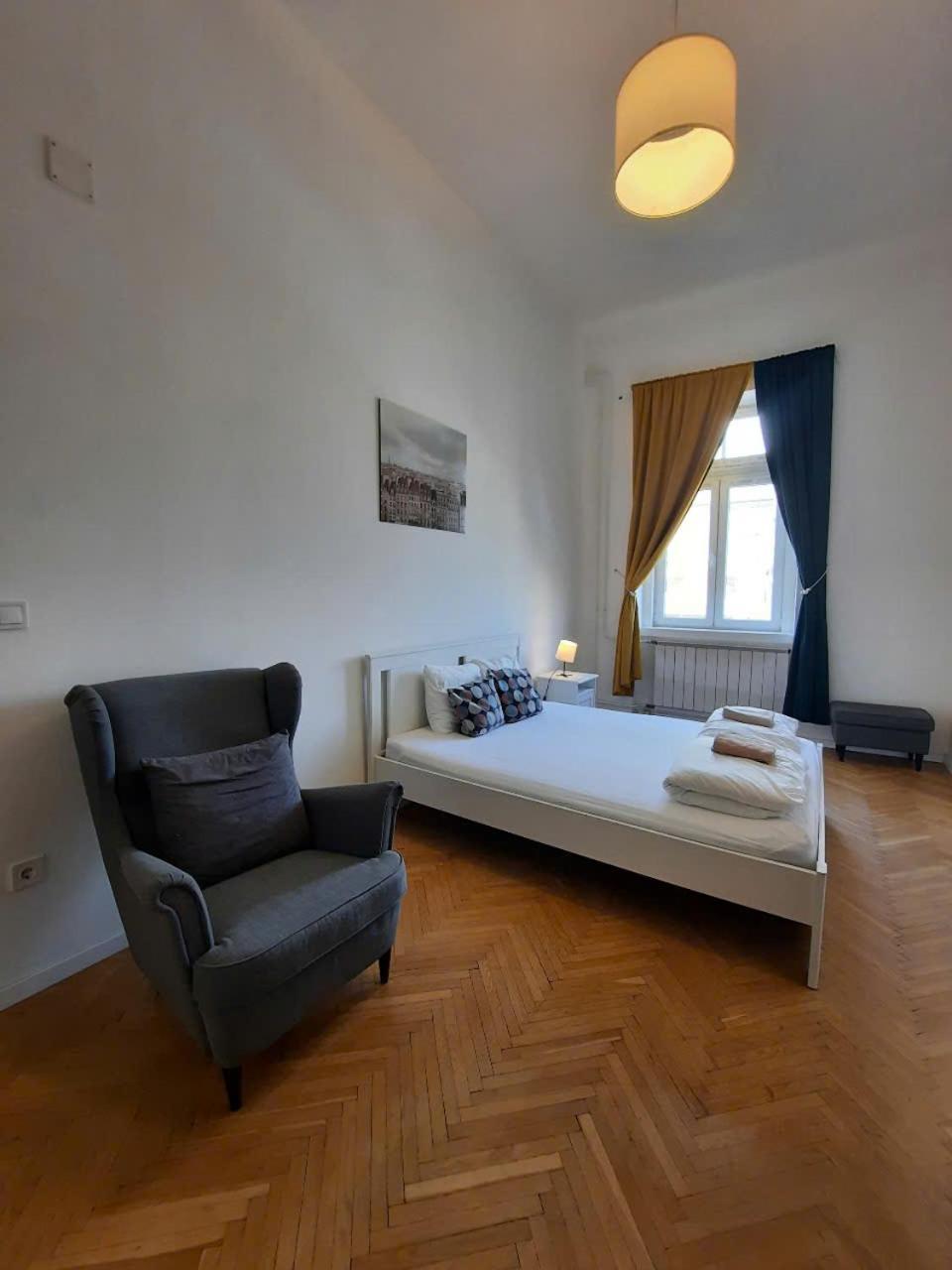 Apartment Kerepesi *